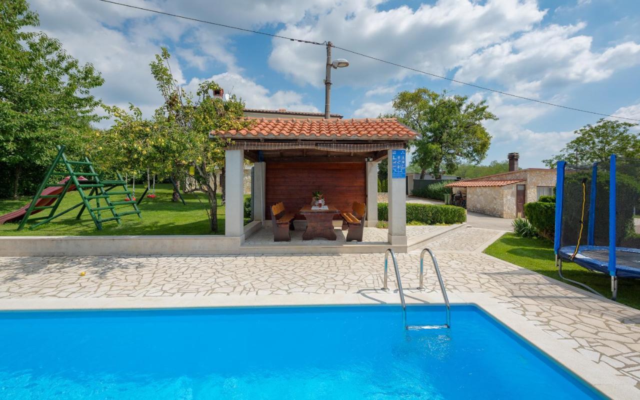 House Semy With Private Pool Villa Pazin Eksteriør billede